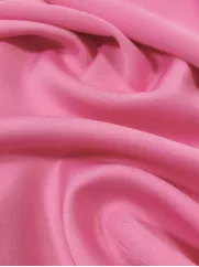 Satynowana żorżeta 👗 materiał sukienkowy różowy ✂ YardTkaniny ✂