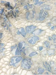 koronka  👗w kwiaty haftowane czeerwone na sukienkę ✂ YardTkaniny ✂