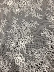 Koronka francuska 👗 delikatne kwiaty na sukienkę boho ✂ YardTkaniny ✂